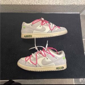 Off white dunks lot 17